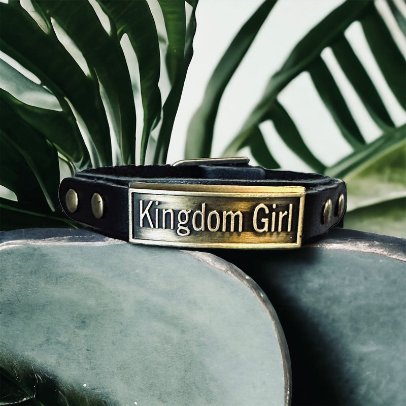 Leather Wristlet: Kingdom Girl