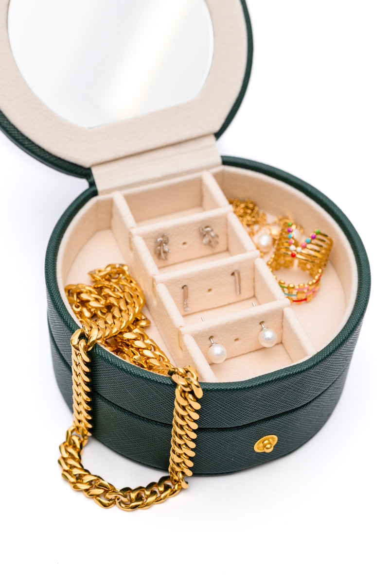 Circular Travel Jewelry Case in Green