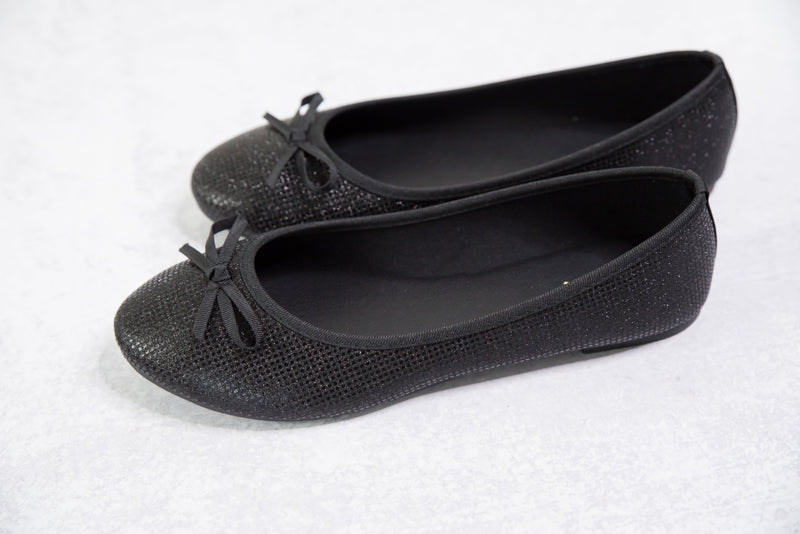 Touch of Magic Flats in Black