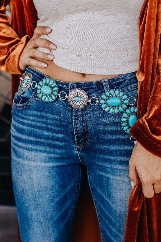 Kinda Ranchy Floral Turquoise Concho Link Belt Plus