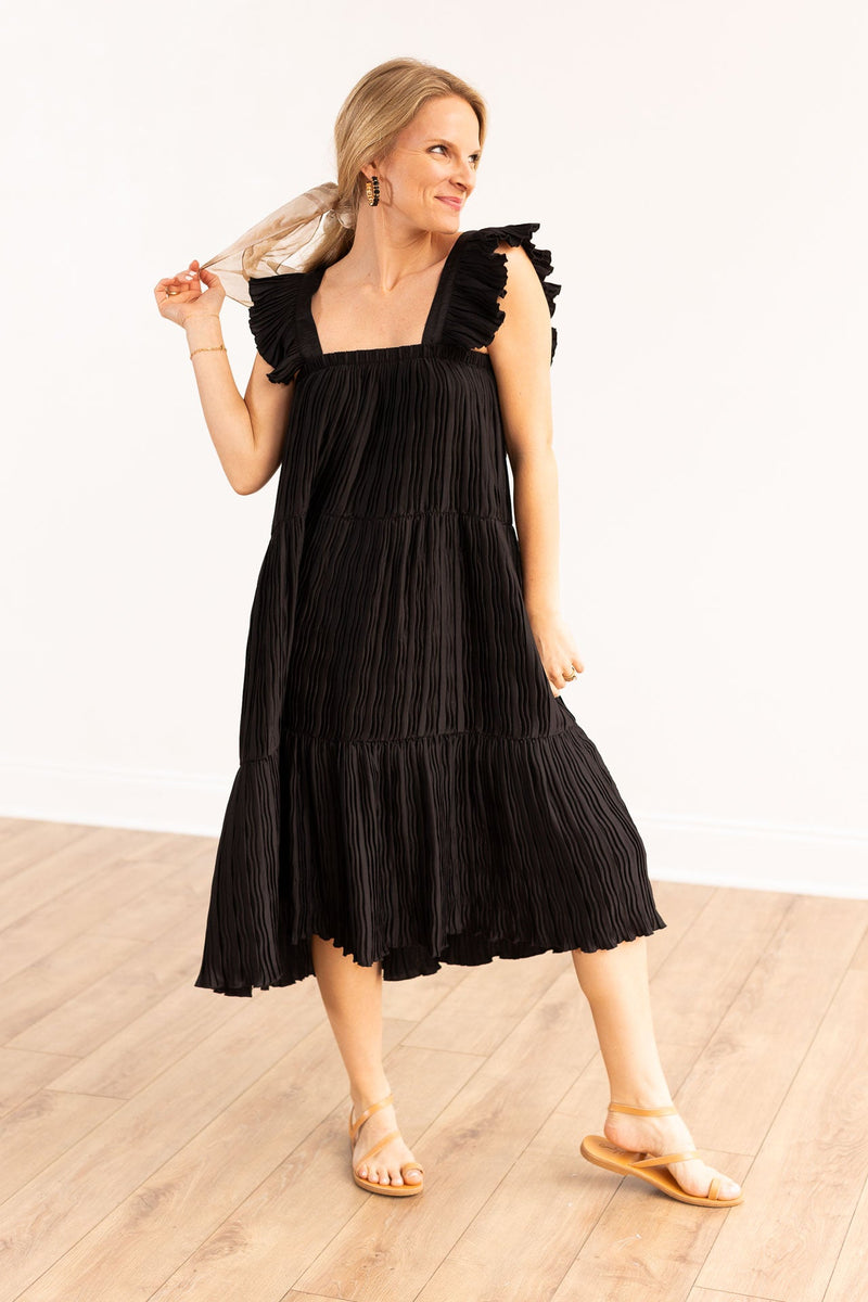 Pleated Versi Dress, Black