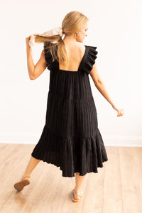 Pleated Versi Dress, Black