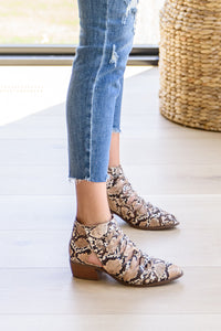 Sadie Ankle Boots In Snakeskin